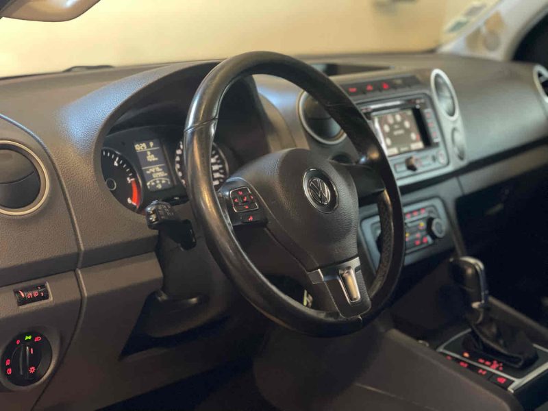 VOLKSWAGEN AMAROK 2012