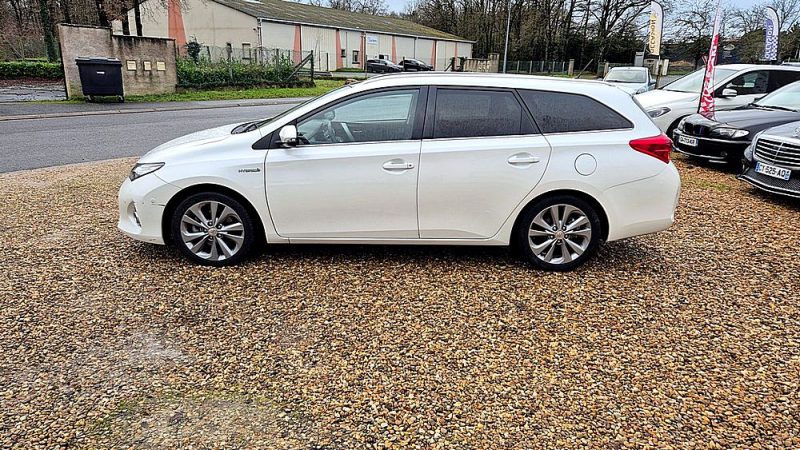 TOYOTA AURIS 2013