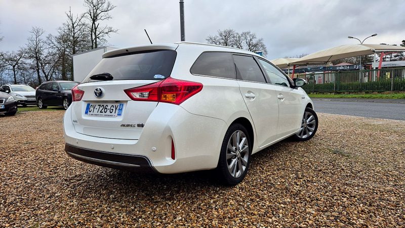 TOYOTA AURIS 2013