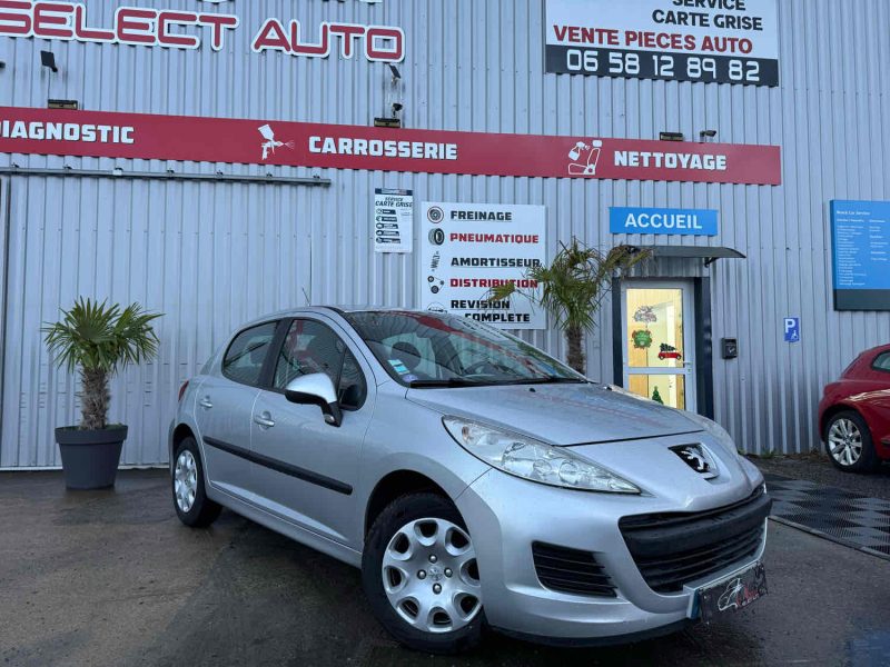 PEUGEOT 207  2010