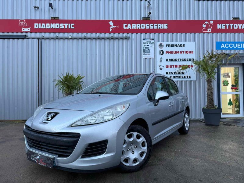 PEUGEOT 207  2010