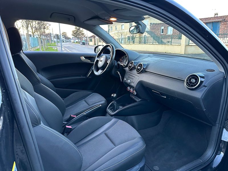 AUDI A1 2011