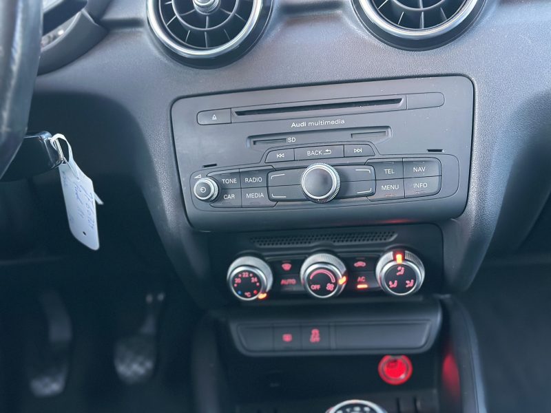 AUDI A1 2011