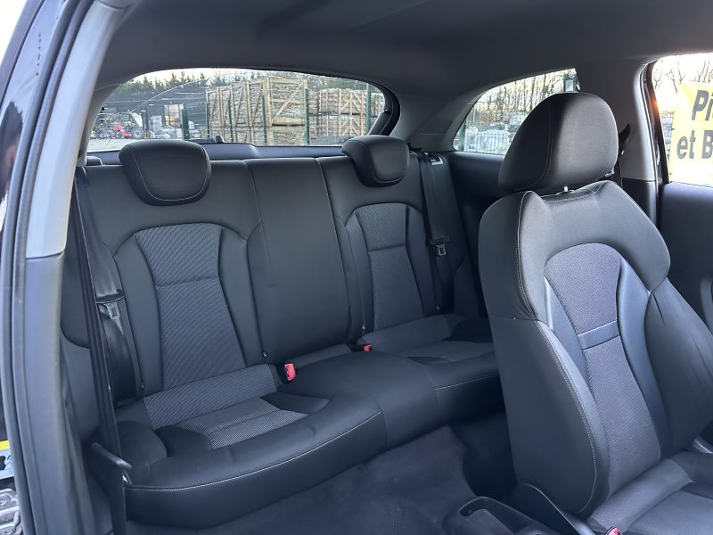 AUDI A1 2011
