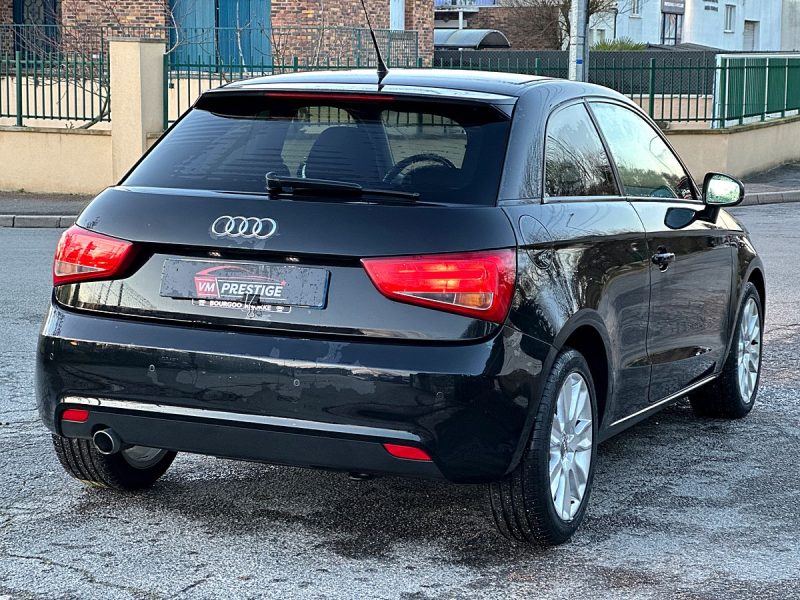 AUDI A1 2011