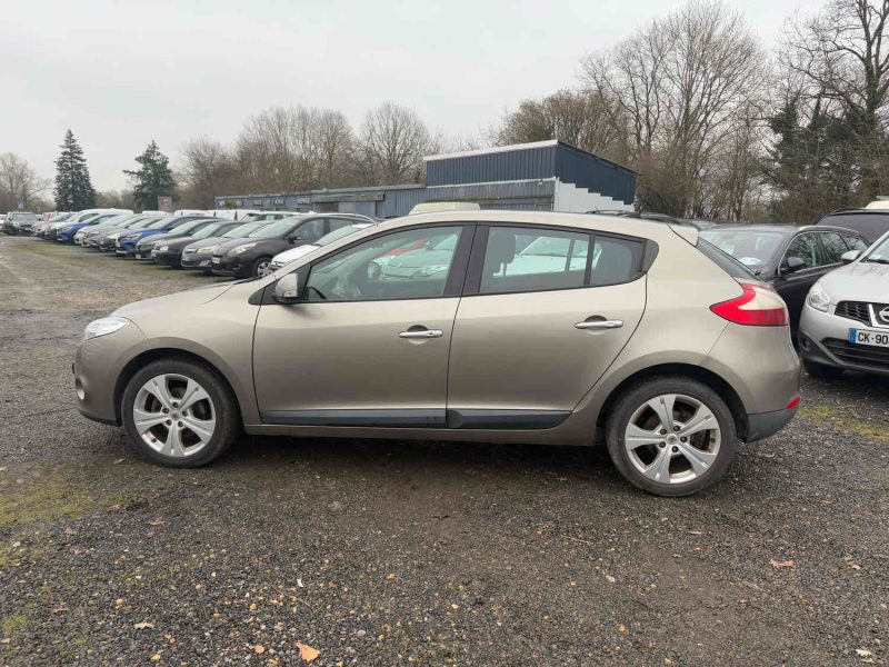 RENAULT MEGANE 2011