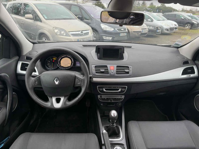 RENAULT MEGANE 2011