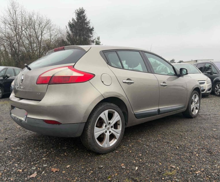 RENAULT MEGANE 2011