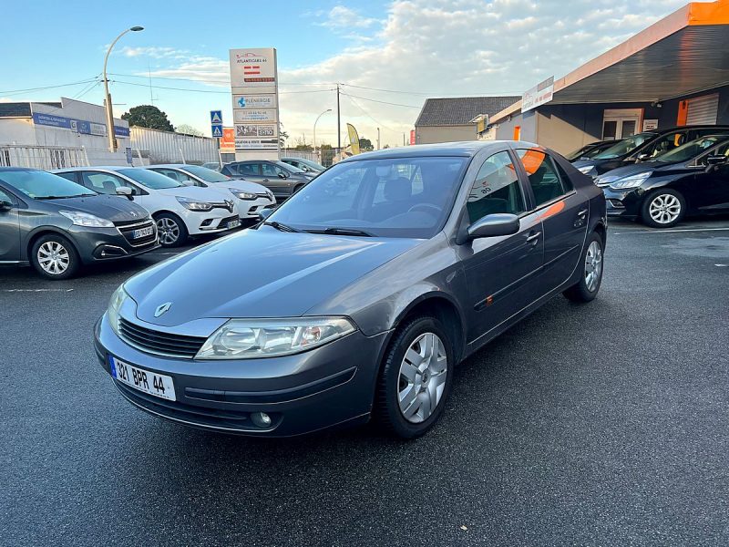 RENAULT LAGUNA II 2003