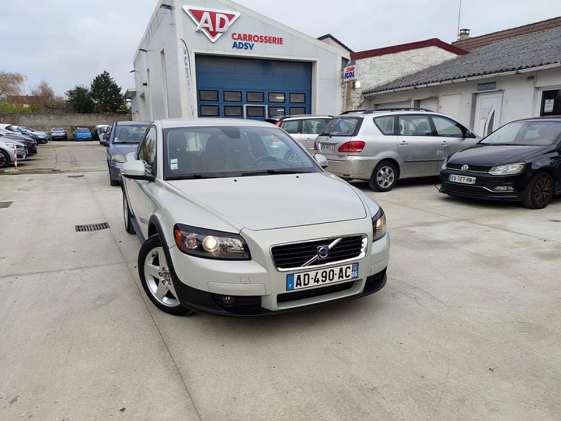 VOLVO C30 Premium Edition 2.0D 136