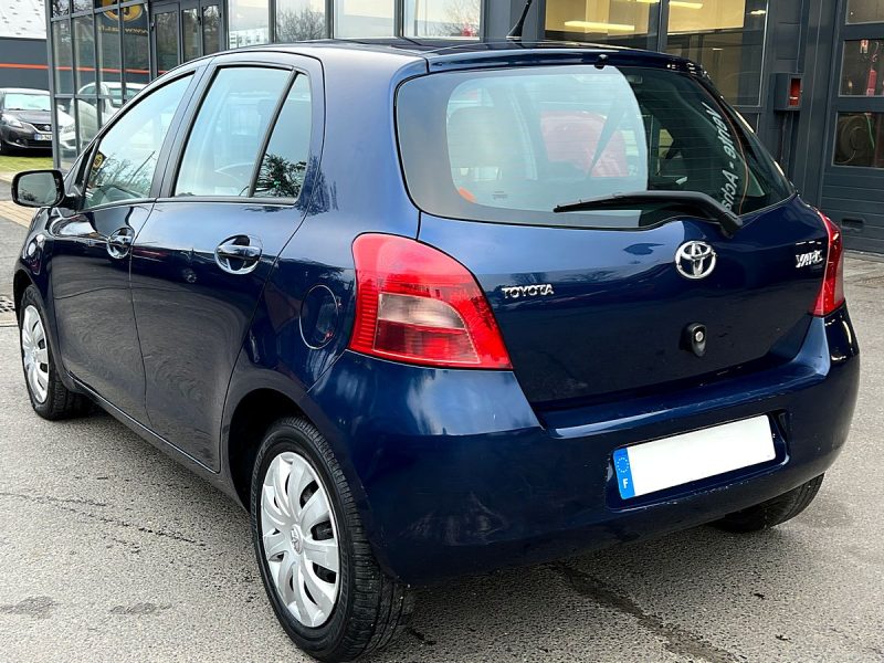 TOYOTA YARIS II 1.3 VVT-i 87 Cv PREMIERE MAIN / 5 PORTES CLIMATISATION BLUETOOTH - GARANTIE 1 AN