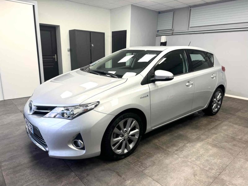 TOYOTA AURIS 2013