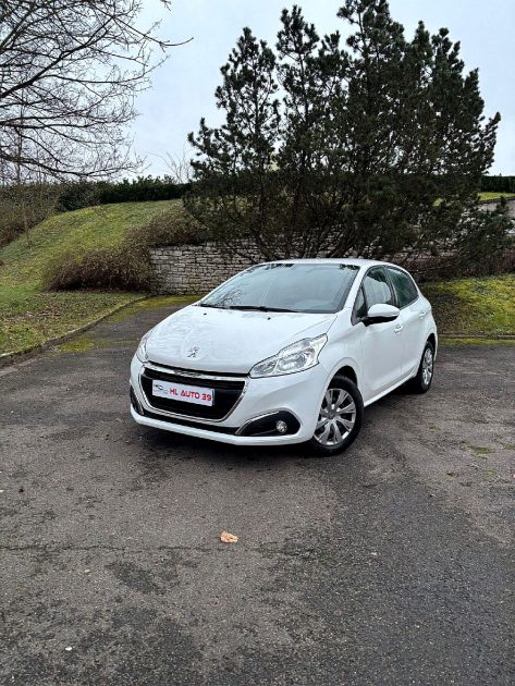 PEUGEOT 208 2019