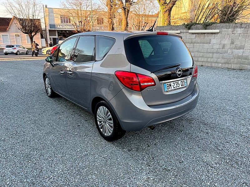 OPEL MERIVA 2011