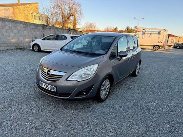 OPEL MERIVA 2011