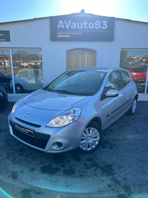 RENAULT  CLIO 2011 1.2 LEV 75 CV  Dynamique / Distribution Neuve / CT OK / Révisée 