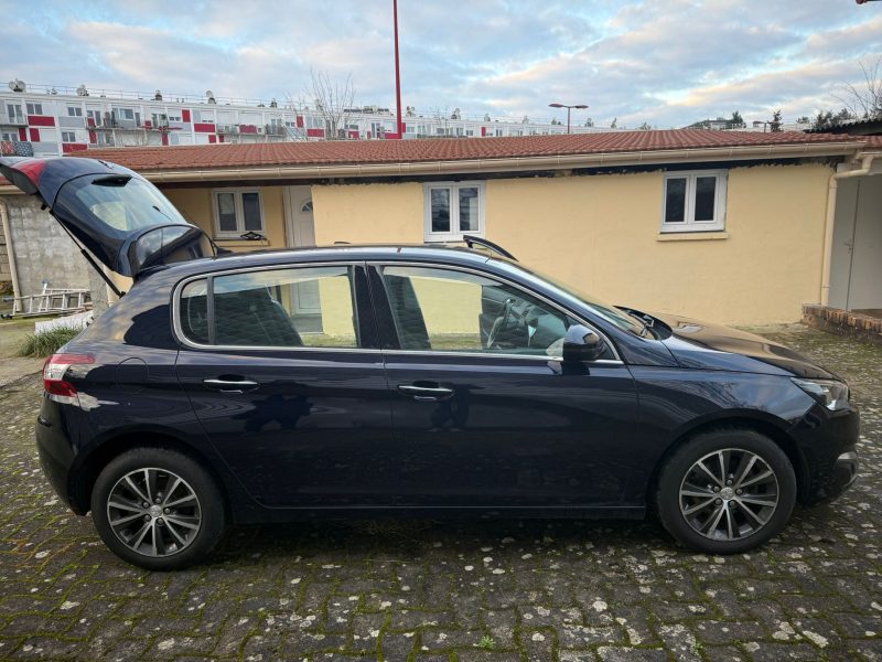 PEUGEOT 308 2015