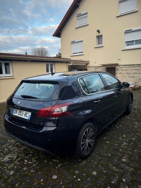 PEUGEOT 308 2015