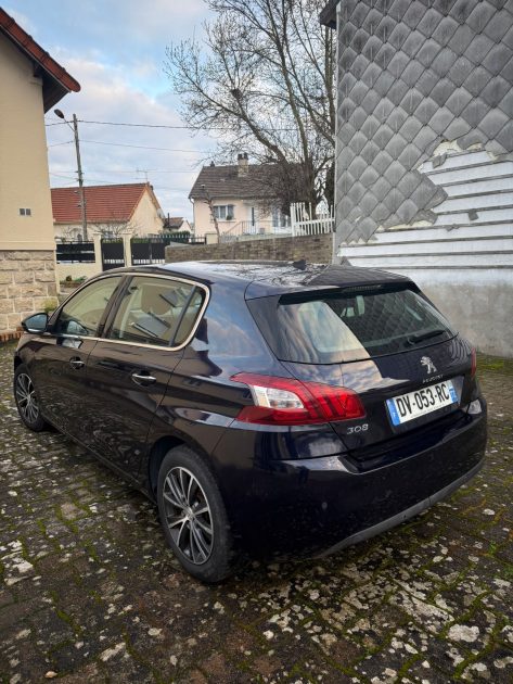 PEUGEOT 308 2015