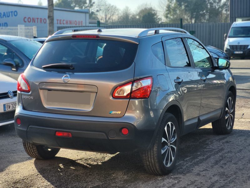 NISSAN QASHQAI 2011