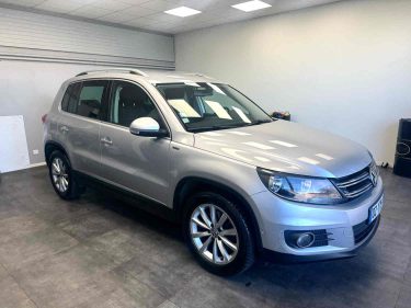 VOLKSWAGEN TIGUAN 2016