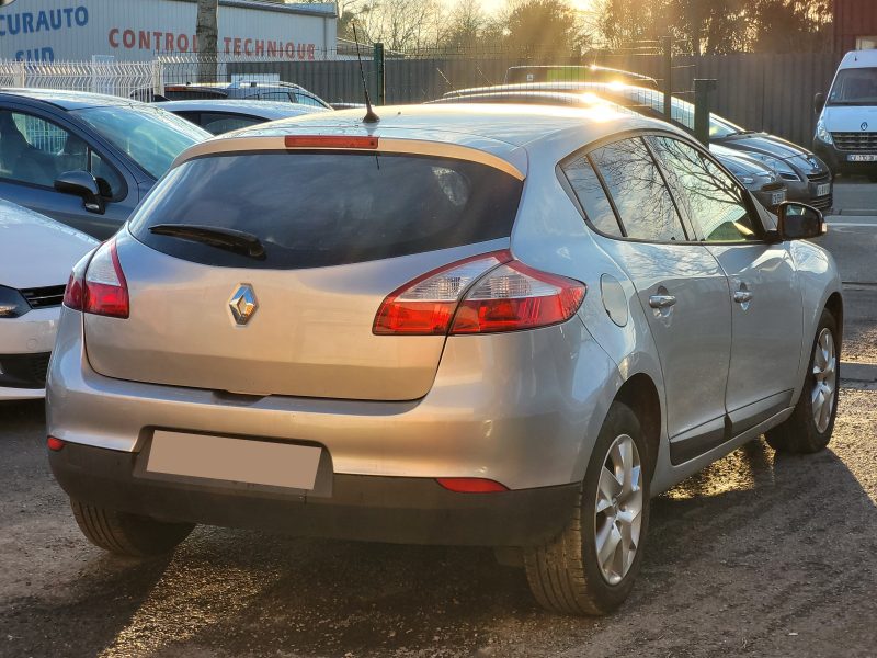 RENAULT MEGANE 3 III  2011