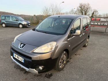 PEUGEOT PARTNER 2012