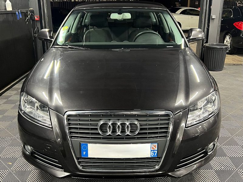 AUDI A3 II PHASE 2 SPORTBACK 1.6 100 Cv BOITE AUTOMATIQUE 56 700 Kms ORIGINE FRANCE - GARANTIE 1 AN