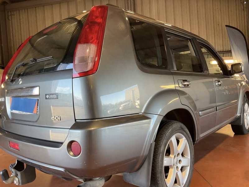 NISSAN X-TRAIL 4x4 2.2 DCI 136 Cv 84 100 Kms TOIT OUVRANT ATTELAGE ORIGINE FRANCE - GARANTIE 1 AN