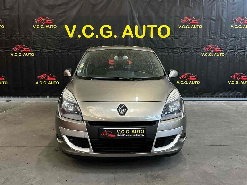 RENAULT MEGANE SCENIC 1.9 dCi 130 Privilège