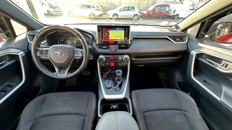 TOYOTA RAV4 2020