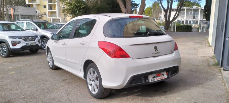 Peugeot 308 phase 2 1.6 Hdi 110ch berline, *Crit'Air 2*, *Idéale jeune conducteur*