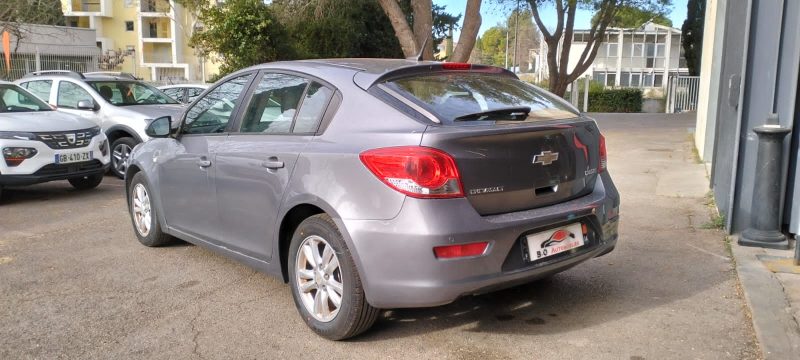 Chevrolet Cruze 1.7 VCDi 131CH LTZ, , gris anthracite, 7 cv, *Crit'Air 2* *GPS*, *Clim auto*