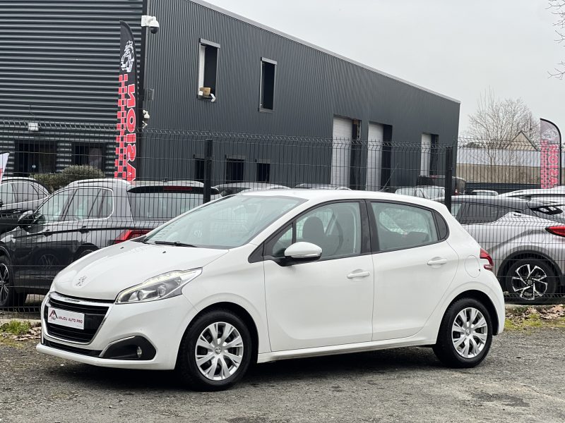 PEUGEOT 208 2019