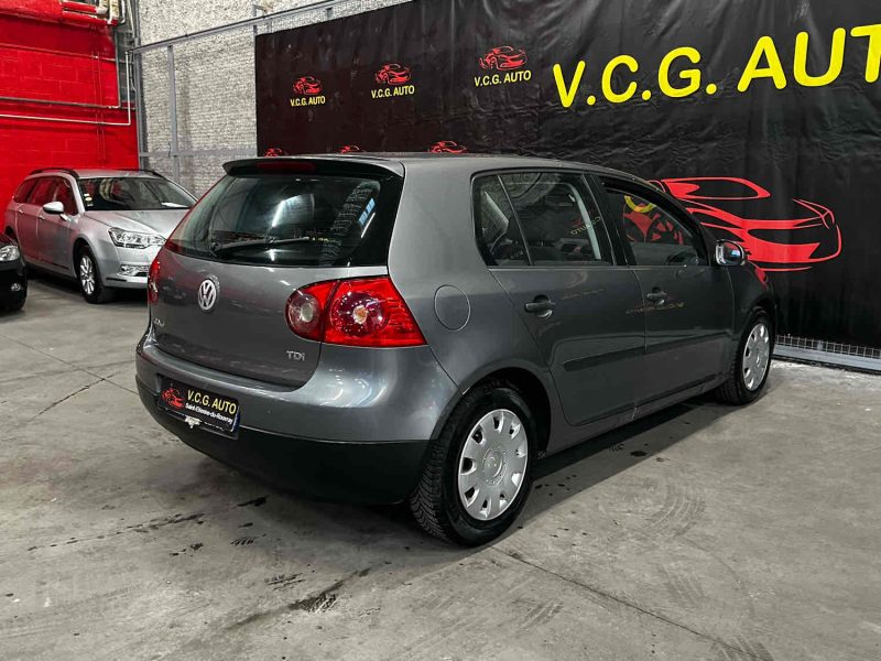 VOLKSWAGEN GOLF 1.9 TDI 105 Trendline