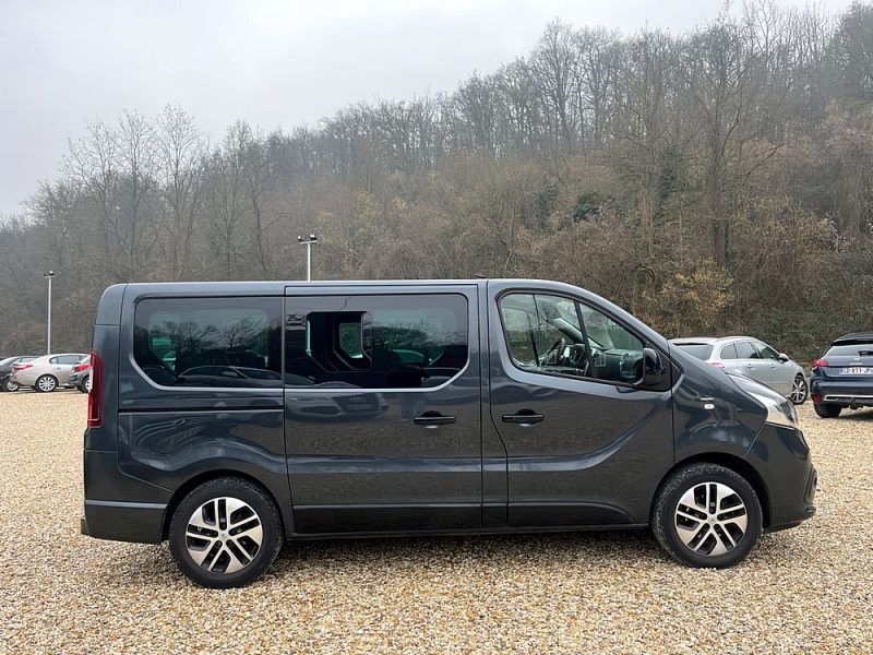 RENAULT TRAFIC 2017