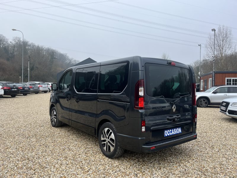 RENAULT TRAFIC 2017