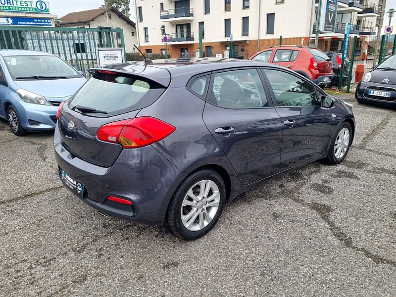 KIA CEED II 1.4 CVVT 99 CV