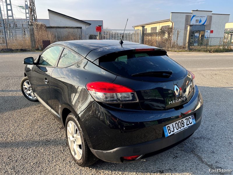 RENAULT MEGANE 2011