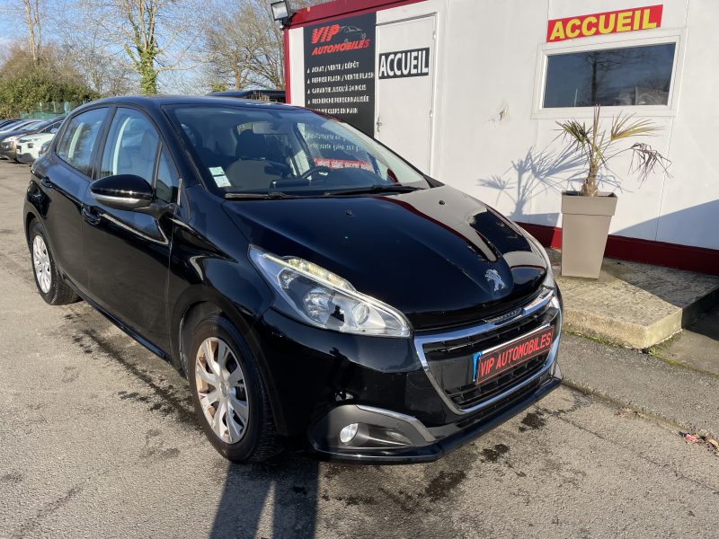 PEUGEOT 208 2016