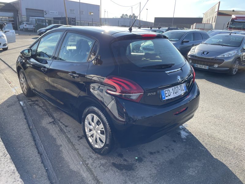 PEUGEOT 208 2016