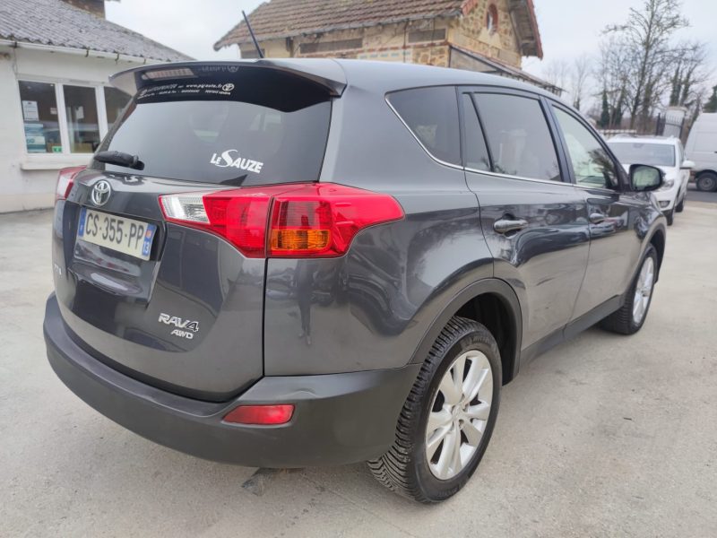 TOYOTA RAV4 Lounge 150 D-4D AWD