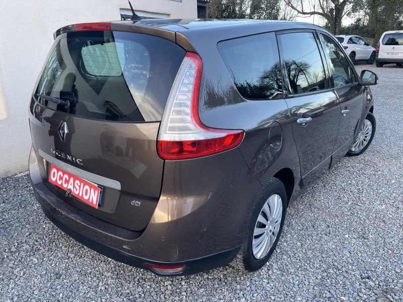 RENAULT GRAND SCENIC III 2009