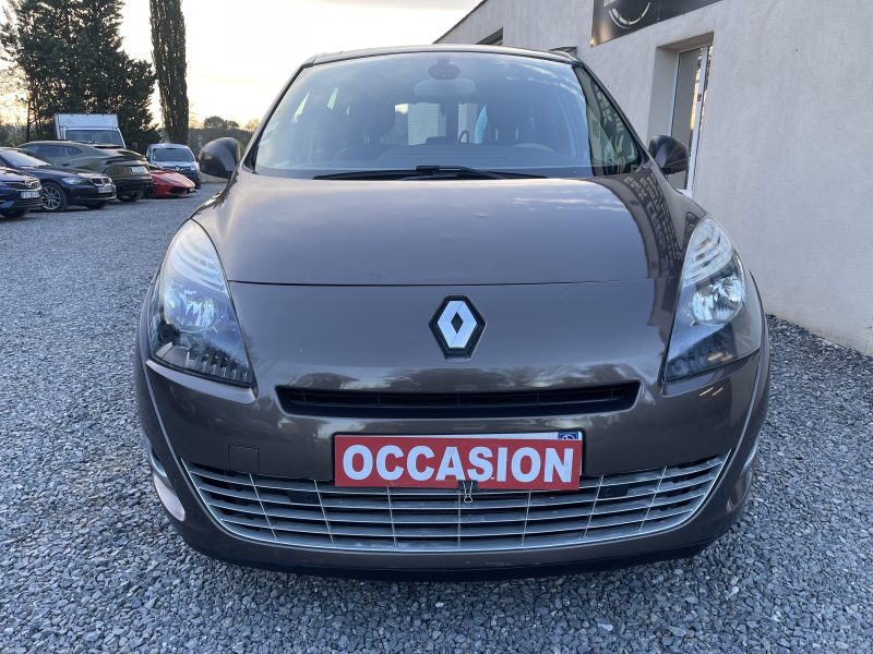 RENAULT GRAND SCENIC III 2009