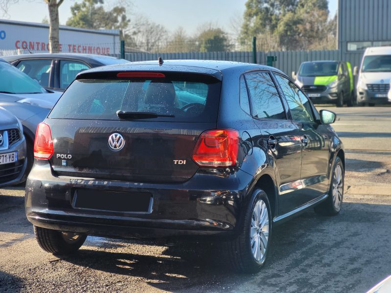 VOLKSWAGEN POLO 5 V 2013