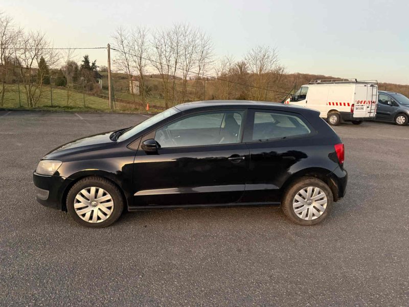 VOLKSWAGEN POLO 2013