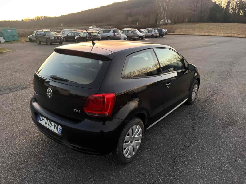 VOLKSWAGEN POLO 2013