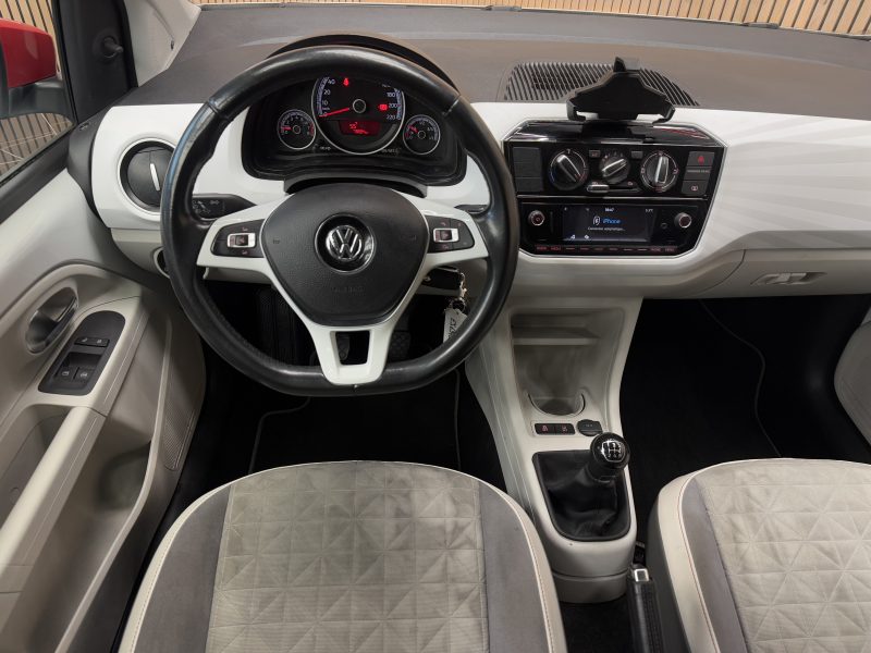 VOLKSWAGEN UP! 2017