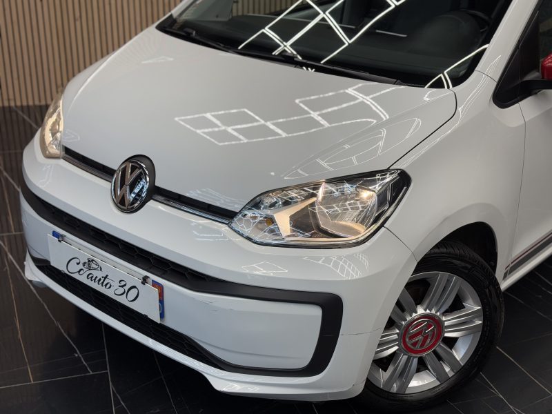 VOLKSWAGEN UP! 2017