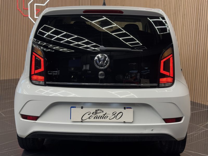 VOLKSWAGEN UP! 2017